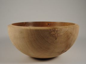 Eiche: Durchmesser 32,5cm, Höhe 15,5cm